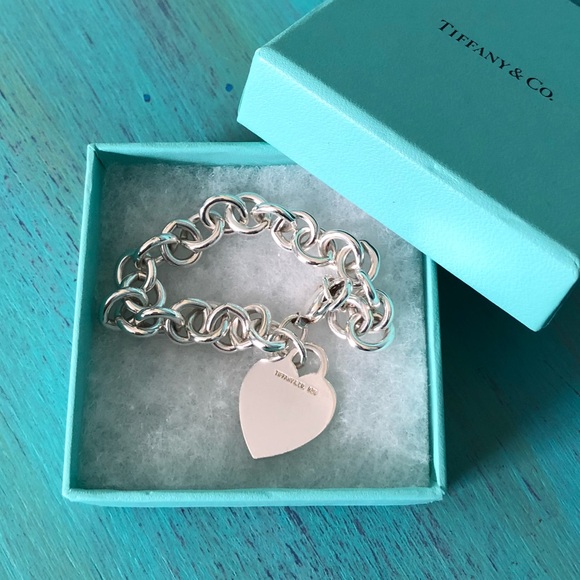 Tiffany & Co. Jewelry - Authentic Tiffany & Co. Heart Charm Bracelet